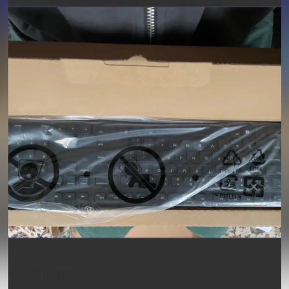 BNIB Dell wired mouse and keyboard - Picture 3 of 4